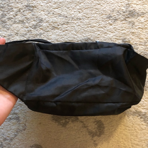 Classic black vintage Danvers Travel fanny pack - Picture 6 of 8